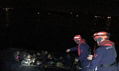 Ege'de tehlikeli yolculuk! Aralarında çocuklar da var