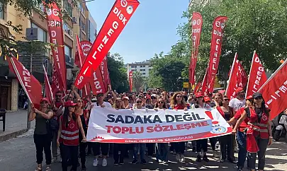 İzmir Büyükşehir ve sendika arasında kritik toplantı: Grev masası neden ertelendi?