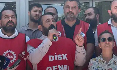 İzmir'de belediye işçilerinin grevi 4. gününde: 'Ya onlar pes edecek ya biz'