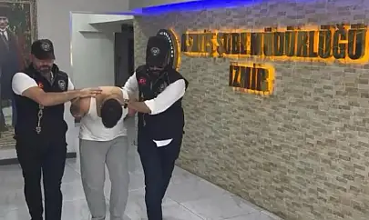İzmir'de sokak ortasında cinayet: Bir genç hayatını kaybetti