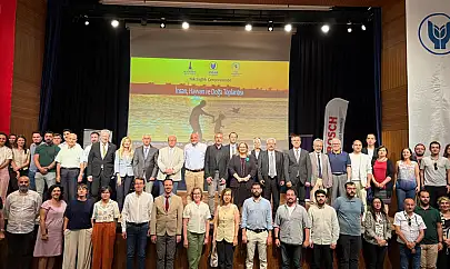 İzmir, tek sağlıkta öncü oluyor