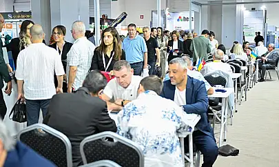 İzmir, temiz enerjide liderliğe oynuyor