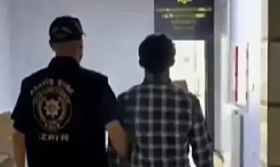 Uzun süredir aranıyordu, kaçış Karşıyaka'da sona erdi!
