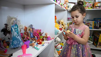 Çocuklar için umut oldu: Bornova'da Oyuncak Kütüphanesi açıldı