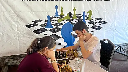 Engeller değil hamleler konuştu