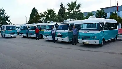 İzmir'de grev ulaşımı felç etti, ESHOT'ların yükü minibüslere kaldı