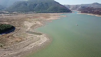 İzmir'de su krizi kapıda: Barajlar tükeniyor!