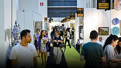 İzmir Sanat ve Antika Fuarı'na rekor katılım!