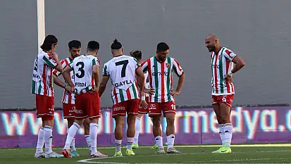 Taraftarsız Karşıyaka, evinde yıkıldı! 2. Lig hayallerine veda etti: 1-2