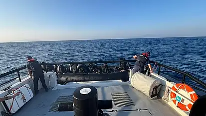 Umuda yolculuk denizde sürüklendi: Göçmenleri Sahil Güvenlik kurtardı
