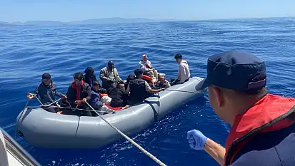 Yunanistan geri gönderdi, 16 çocuğu Sahil Güvenlik kurtardı