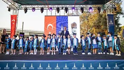 Yuvamız İzmir'de mezuniyet coşkusu!