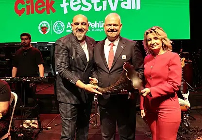 Emiralem Çilek Festivali'ne tatlı başlangıç!