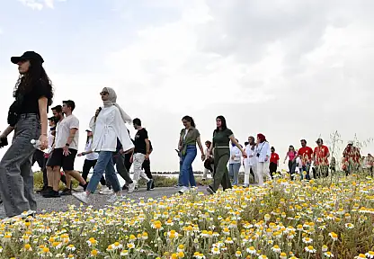 Gençlik Ata'ya koştu: Çiğli'de anlamlı yürüyüş