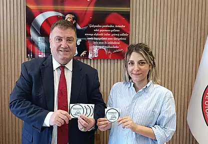 İzmir'de taksiler bağımlılıkla mücadelede farkındalık taşıyor