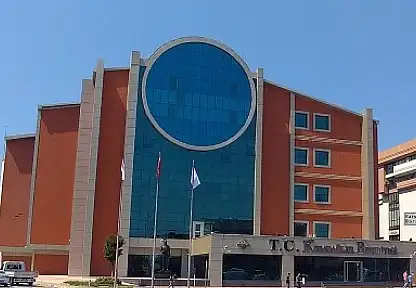 Karabağlar Belediyesi'nden maaş açıklaması