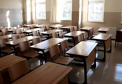Karabağlar'da ortaokula ve liseye giden öğrenciler: Belediye duyuru yaptı