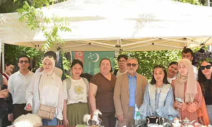 Ege Üniversitesi Hıdırellez Şenliği ile baharın gelişini coşkuyla karşıladı