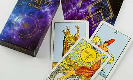 Kendimize tarot falı bakabilir miyiz?