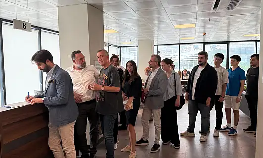 Fenerbahçe'de sular durulmuyor: Olağanüstü genel kurul çağrısı yapıldı!