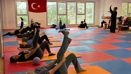 İzmir'de MS hastalarına pilatesle denge sağlıyor