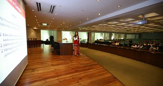 Bu seminer çok konuşulur! Belediye çalışanlarına anlatılan gerçek tüyler ürpertti