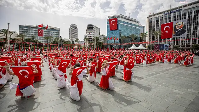 23 Nisan 2025 hangi güne denk geliyor? 23 Nisan tatil mi? İzmir'de 23 Nisan'da toplu taşıma ücretsiz mi?