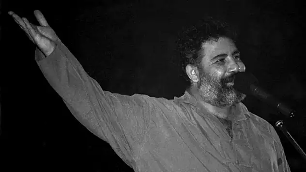 Ahmet kaya kimdir? İşte efsane sanatçının hayatı ve müzikal mirası