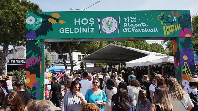 Alaçatı Ot Festivali'nde 100 bini aşkın ziyaretçi ağırlandı