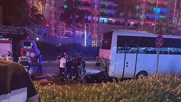 Alanya'da feci kaza! İki genç hayatını kaybetti