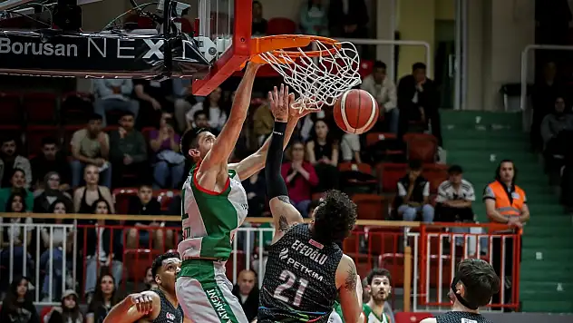 Aliağa Petkimspor Yalova'yı mağlup etti, Yalovaspor küme düştü!