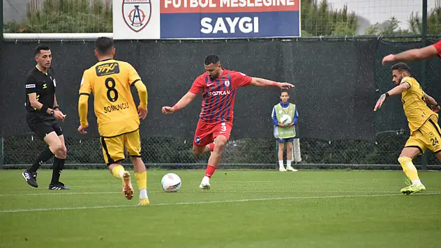 Altınordu'ya play-off yarışında büyük darbe: 0-2