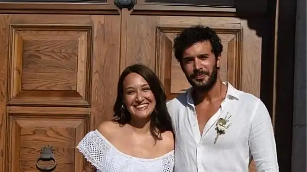 Anne kız Gupse Özay ve Jan Asya'dan tatlı paylaşım!
