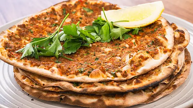 Bakanlık ifşa etti, lahmacunda kalp eti çıktı!