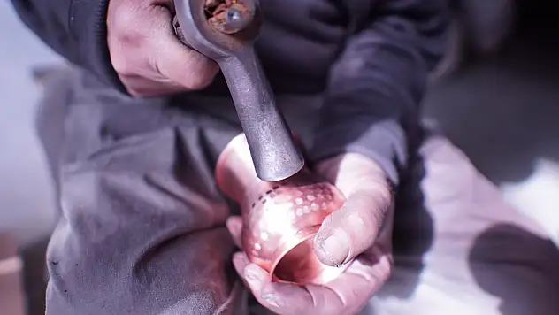 Bakıra sanat katan Durmuş Dede'nin hikayesi