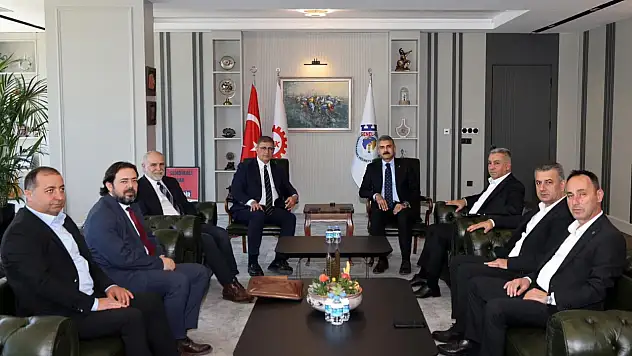 Başkan Tugay Ankara'da | Toplu iş sözleşmesi süreci masadaydı