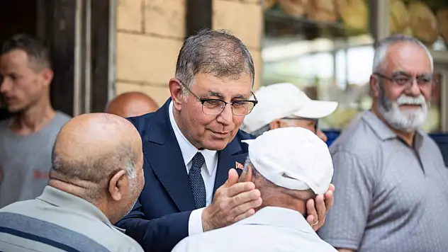 Başkan Tugay'dan Şirinyer'e yakın takip