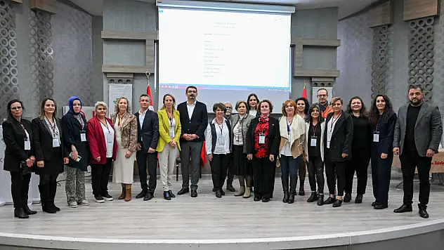 Bornova'da kadın gücüyle yeni bir dönem başlıyor!