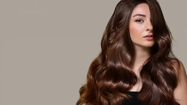 Bu yaz Gratis'le ışılda: Saçlar ve dudaklar için özel fiyat