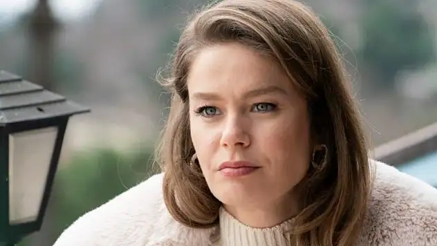 Burcu Biricik'e dolandırıcılık şoku: Yatırım tavsiyesi veren dolandırıcıları ifşa etti