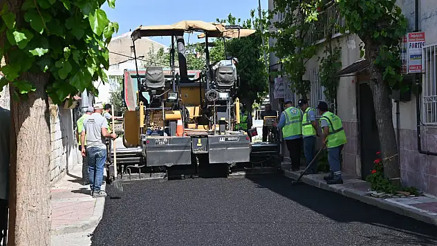 Büyükşehir'den Kazım Karabekir Mahallesi'ne yılın asfalt atağı