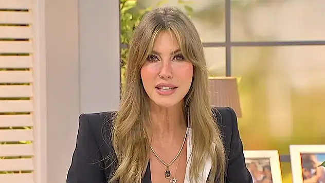 Çağla Şıkel'den sarsıcı itiraf: 'Çok yakınımdan şiddet gördüm!'