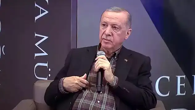 Cumhurbaşkanı Erdoğan yeni burs rakamını açıkladı