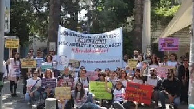 Dijital Köleler: Biz kimin öğretmeniyiz?
