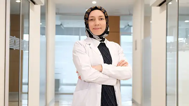 Diş eti çekilmesinin gizli tehlikesi