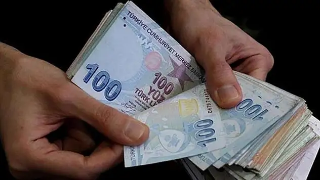 Emekli bayram ikramiyesi ne zaman ödenecek? Kimler, ne kadar alacak?