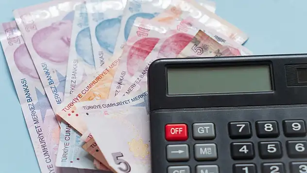 Emekli maaş zammı için heyecanlı bekleyiş: Enflasyon farkı yüzde 10'u geçti!