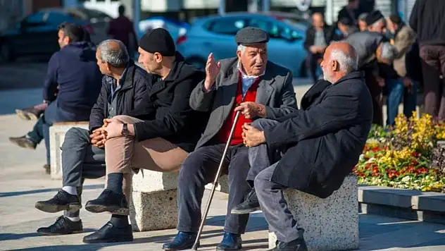 Emeklilere müjde: İntibak Yasası teklifi TBMM'de!