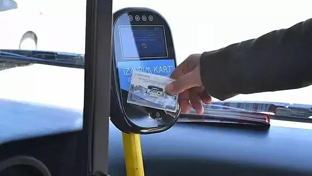 Eshot, İzban, Metro'ya İzmirim kart basanlar dikkat: Artık değişti