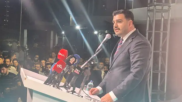 Eyyüp Kadir İnan: 'İzmir'de şehircilik çöktü!'